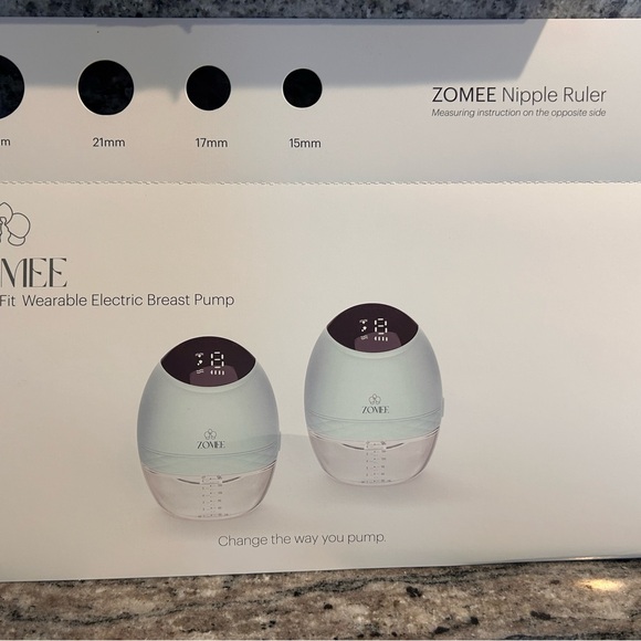 Zomee Wearable Breast Pump Set - Picture 3 of 5